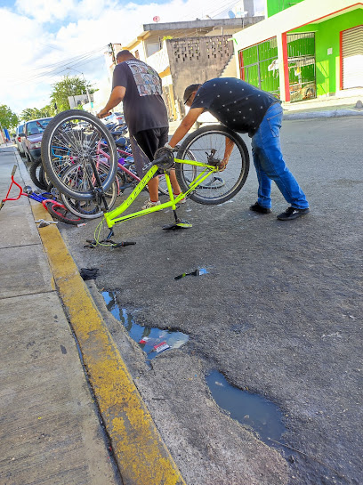 Dirección, horario, teléfono y opiniones de Bici Partes El Abuelo en Playa del Carmen
