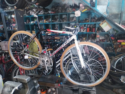 Dirección, horario, teléfono y opiniones de El Ciclista en Celaya