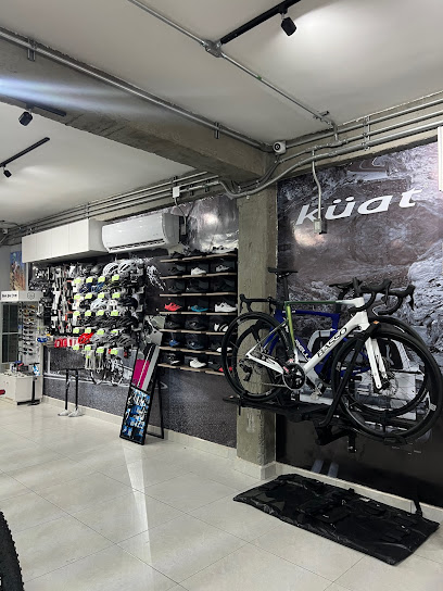 Dirección, horario, teléfono y opiniones de Rider Bike Store & Grupeta Café en Mazatlán