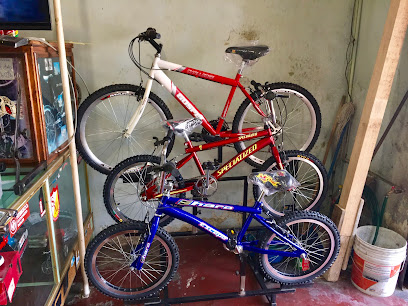 Dirección, horario, teléfono y opiniones de St. Elmo's en Jiutepec