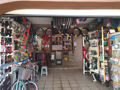 Dirección, horario, teléfono y opiniones de Taller de Bicicletas Lagartos Bmx en Manzanillo