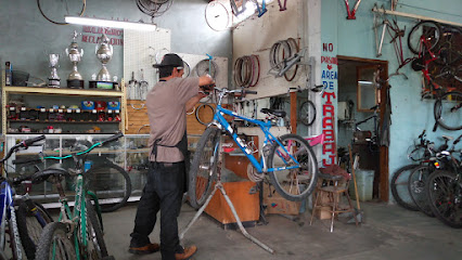 Dirección, horario, teléfono y opiniones de Taller de Bicicletas Pascual en Ensenada