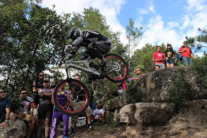 Dirección, horario, teléfono y opiniones de Undernation en Chihuahua