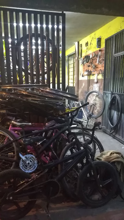 Dirección, horario, teléfono y opiniones de Taller de Bicicletas (Carlos Zapata Vela) en Iztacalco