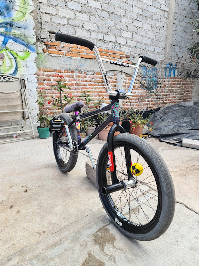 Dirección, horario, teléfono y opiniones de Taller de Bicicletas Bmx Don Cuco en Querétaro