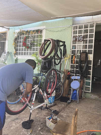 Dirección, horario, teléfono y opiniones de Taller de Bicicletas -Tumbenkin #16 en Playa del Carmen